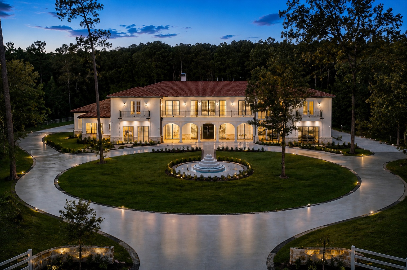 1031 Hunters Creek Way at dusk